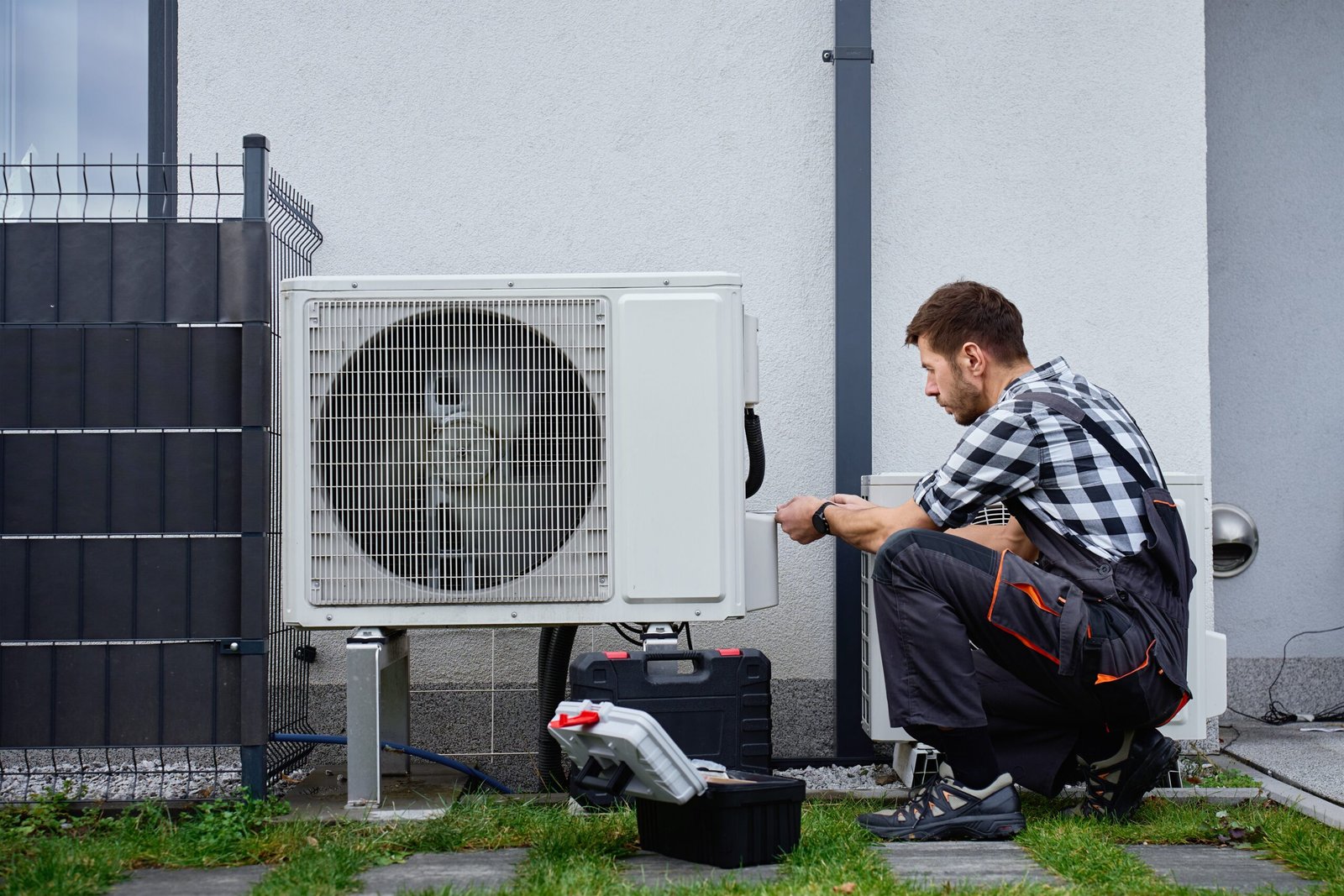 heating and cooling installation